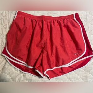 Nike Women’s Plus Tempo Shorts